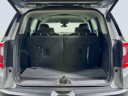 Used 2023 GMC Acadia SLE w/ Driver Convenience Package image 30