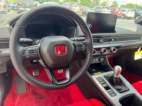 Used 2025 Honda Civic Type R image 14