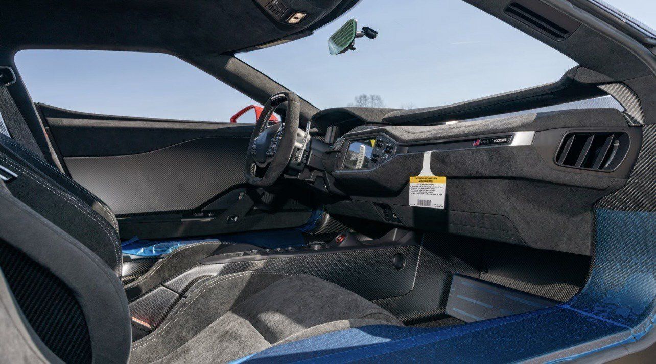 Used 2019 Ford GT RWD image 12