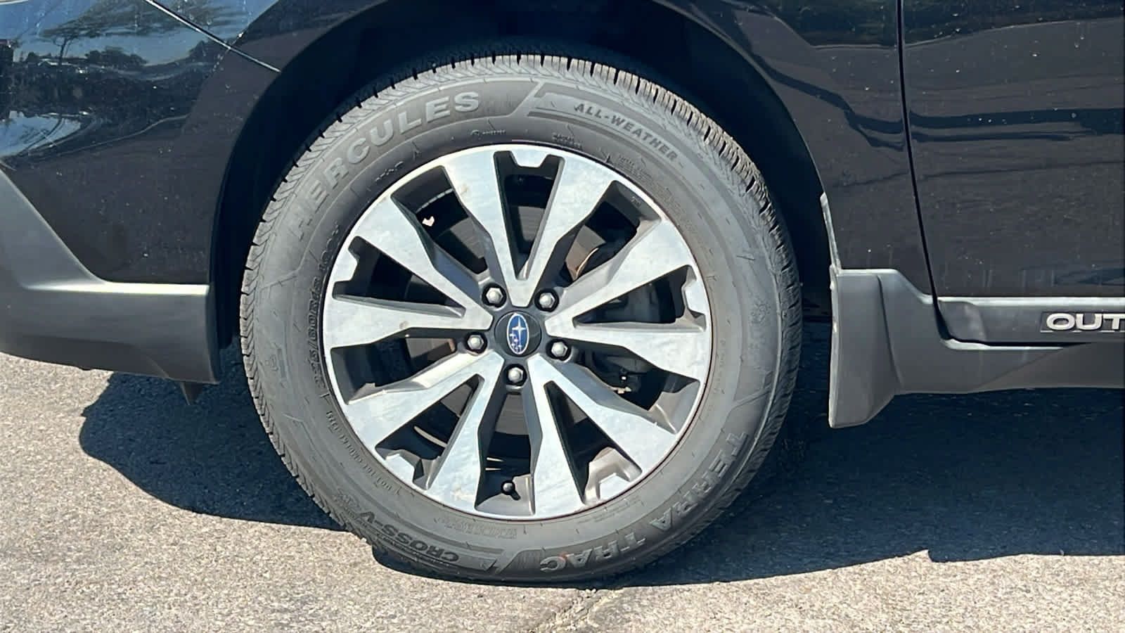Used 2017 Subaru Outback 2.5i Limited AWD/4WD image 9