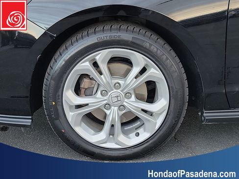 Used 2023 Honda Accord LX image 28