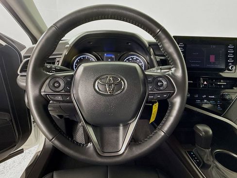 Used 2024 Toyota Camry SE FWD image 13