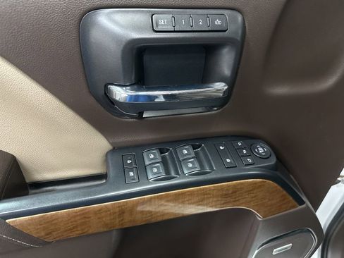 Used 2018 Chevrolet Silverado 1500 LTZ w/ Sport Package image 21