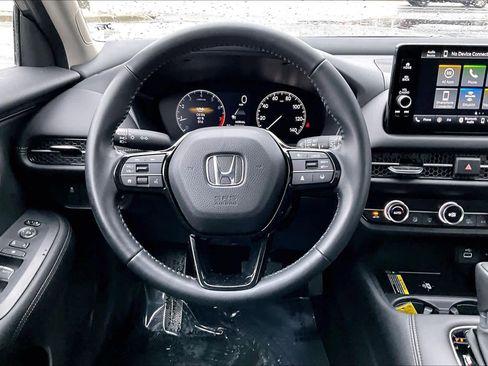 Used 2025 Honda HR-V EX-L image 6