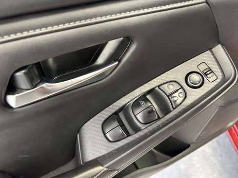Used 2024 Nissan Sentra SV FWD image 17