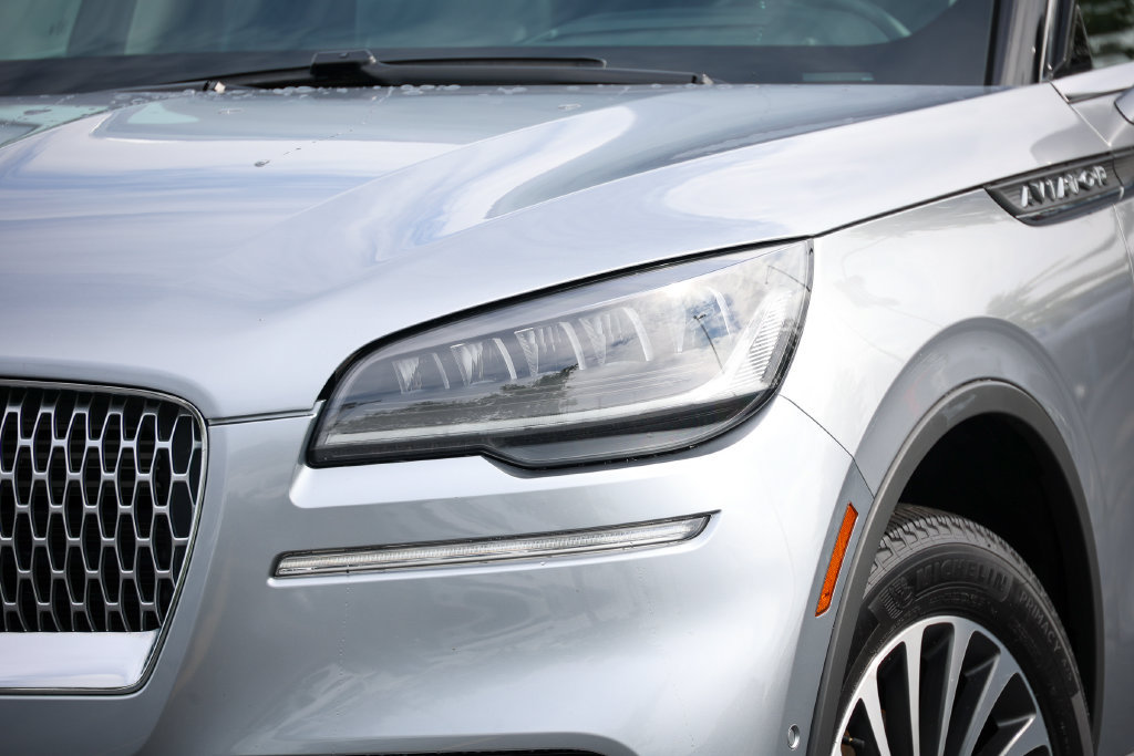 Used 2020 Lincoln Aviator Reserve w/ Equipment Group 201A AWD/4WD image 16