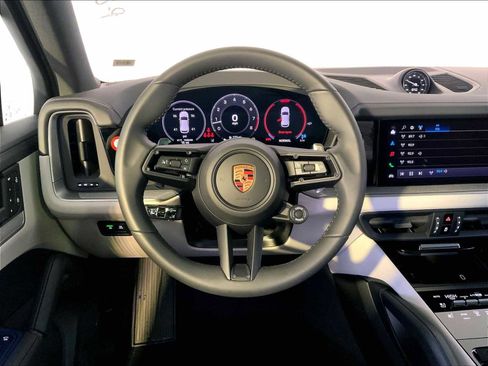 Used 2026 Porsche Cayenne S AWD/4WD image 15