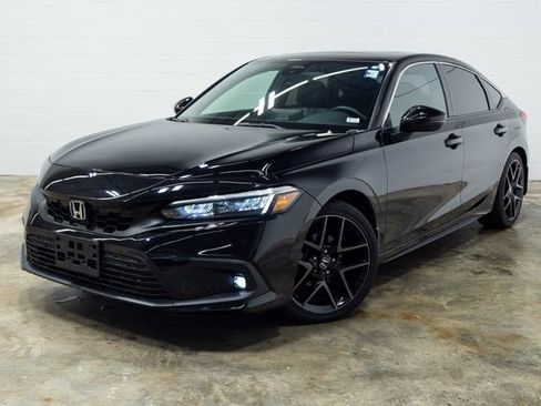 Used 2024 Honda Civic Sport Touring image 8