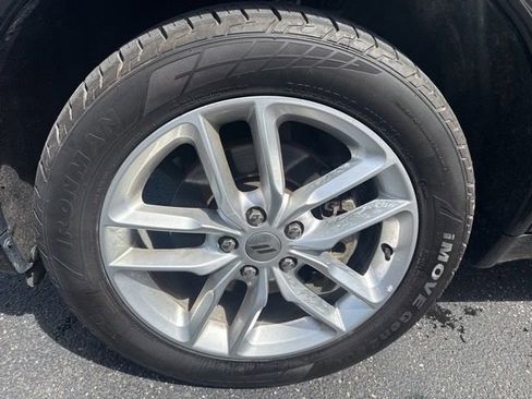 Used 2023 Dodge Durango GT AWD/4WD image 31