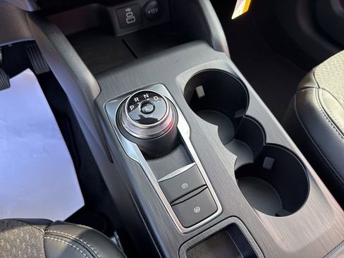 New 2025 Ford Escape SE FWD image 41