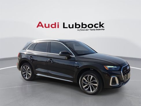 Certified 2024 Audi Q5 2.0T Premium w/ Convenience Package image 2