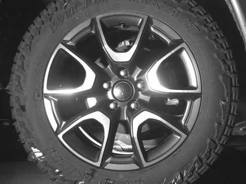 Used 2025 Jeep Compass Trailhawk image 15