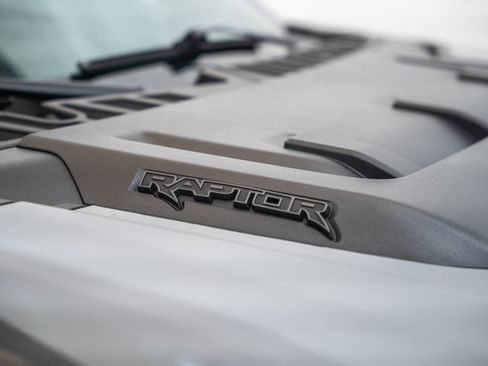 Used 2025 Ford F150 Raptor AWD/4WD image 17