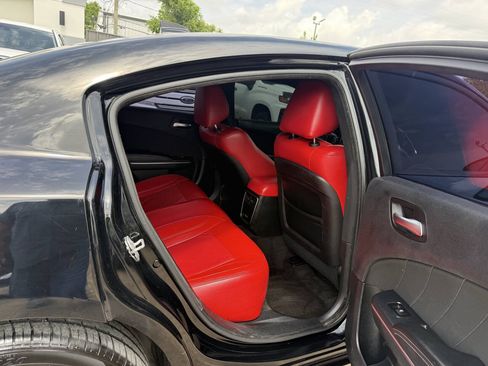 Used 2016 Dodge Charger R/T RWD image 15