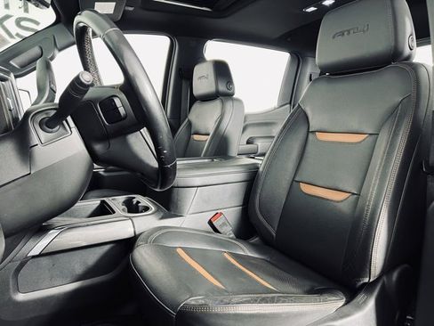 Used 2022 GMC Sierra 1500 AT4 w/ Technology Package image 9