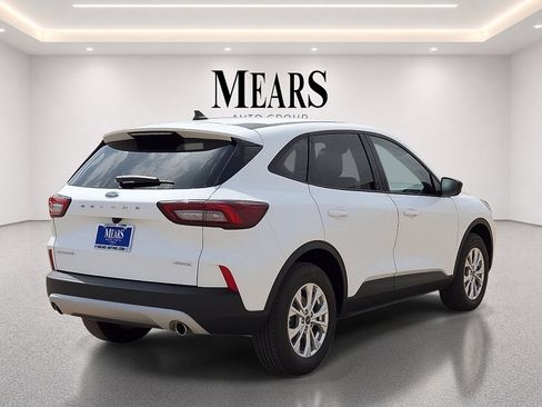 Used 2025 Ford Escape Active AWD/4WD image 5
