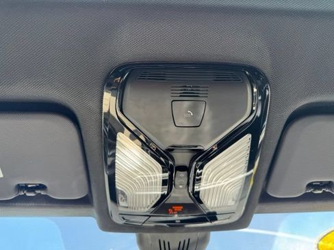 Used 2022 BMW X6 M50i w/ Premium Package AWD/4WD image 36