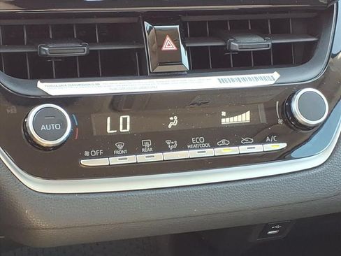 Certified 2024 Toyota Corolla LE FWD image 25