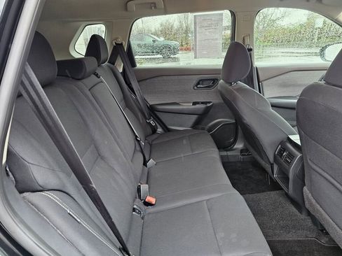 Used 2023 Nissan Rogue S image 16