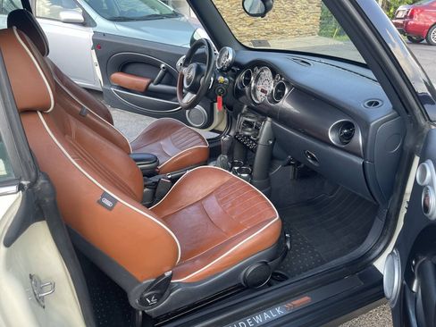 Used 2008 MINI Cooper Convertible FWD image 7