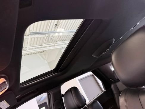 Used 2019 Dodge Durango GT AWD/4WD image 11