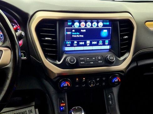 Used 2019 GMC Acadia Denali w/ Technology Package AWD/4WD image 18