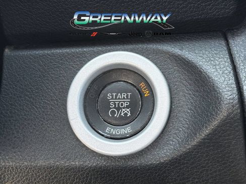 Used 2013 RAM 1500 Laramie w/ Convenience Group AWD/4WD image 26