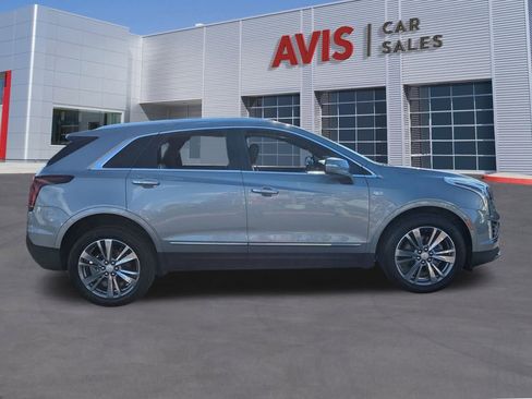 Used 2024 Cadillac XT5 Premium Luxury image 5