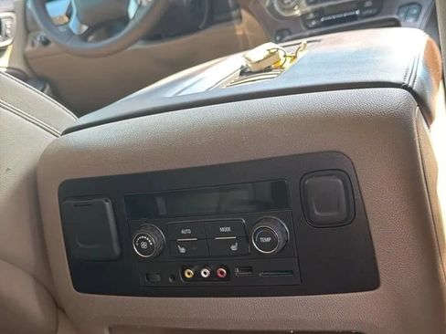 Used 2016 Chevrolet Suburban LTZ AWD/4WD image 45
