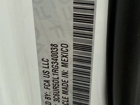 Used 2024 RAM 2500 Big Horn image 30