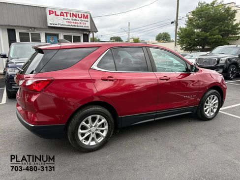 Used 2021 Chevrolet Equinox LT FWD image 2