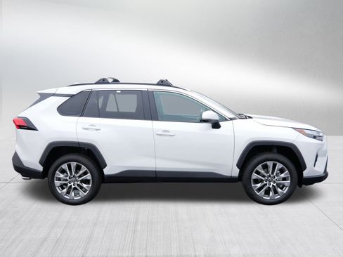 Certified 2025 Toyota RAV4 XLE Premium image 8