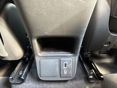 Certified 2023 Buick Encore GX Select w/ Sport Touring Package image 19