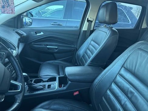 Used 2017 Ford Escape Titanium image 7