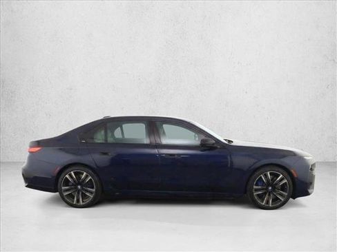 Certified 2024 BMW 760i xDrive w/ Executive Package image 8