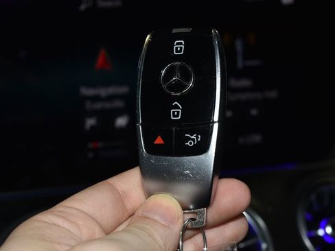 Used 2023 Mercedes-Benz E 450 4MATIC Coupe image 17