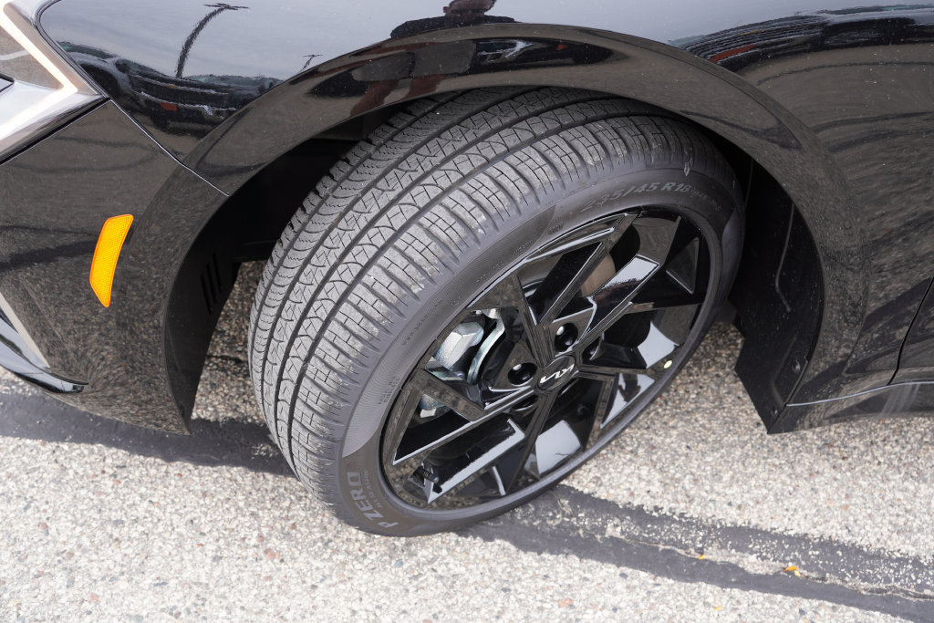 New 2027 Kia K5 GT-Line AWD/4WD image 9