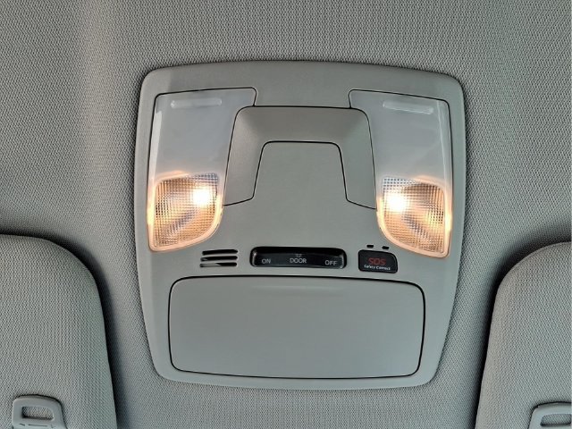 Used 2020 Toyota Sienna L FWD image 20