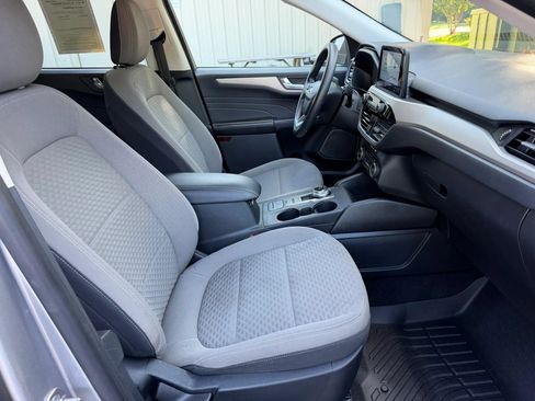 Used 2021 Ford Escape SE FWD image 21