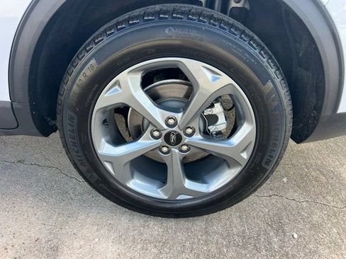 Used 2025 Ford Escape ST-Line Select AWD/4WD image 9