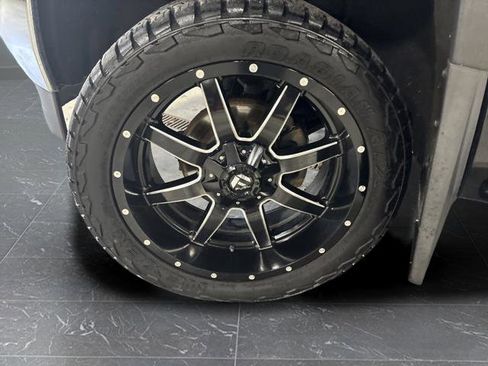 Used 2018 GMC Sierra 1500 SLT image 32