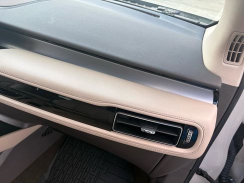 Used 2021 Lincoln Nautilus FWD w/ Equipment Group 101A image 42