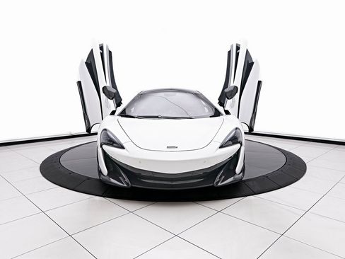 Used 2019 McLaren 600LT image 27