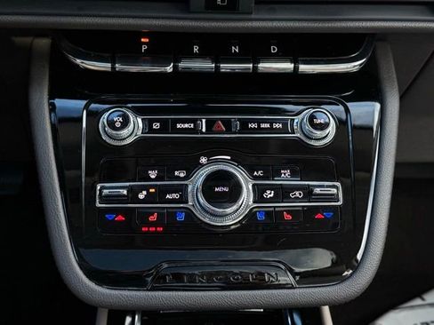 Certified 2022 Lincoln Corsair Standard w/ Equipment Group 101A image 36