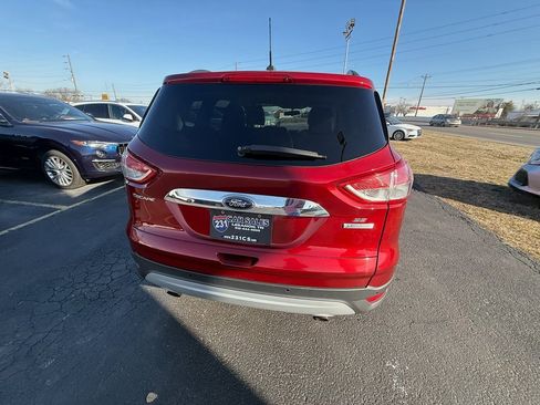 Used 2014 Ford Escape SE w/ SE Chrome Package image 4