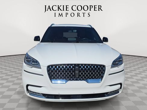 Used 2023 Lincoln Aviator Black Label w/ Dynamic Handling Package AWD/4WD image 2