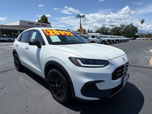 Used 2024 Honda HR-V Sport image 2