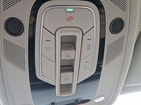 New 2026 Audi Q8 Premium image 20