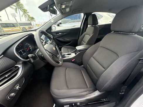 Used 2023 Chevrolet Malibu LT image 13