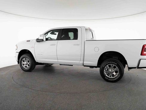 Used 2024 RAM 2500 Laramie w/ Safety Group image 9